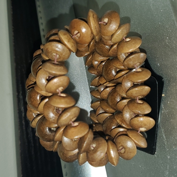 2 Strechy bracelets - Picture 6 of 9